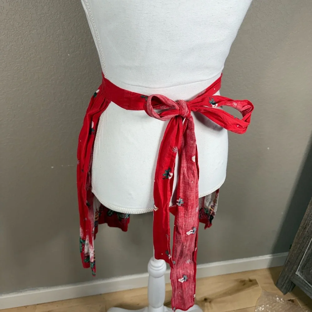 Festive‎ Red Holiday Apron